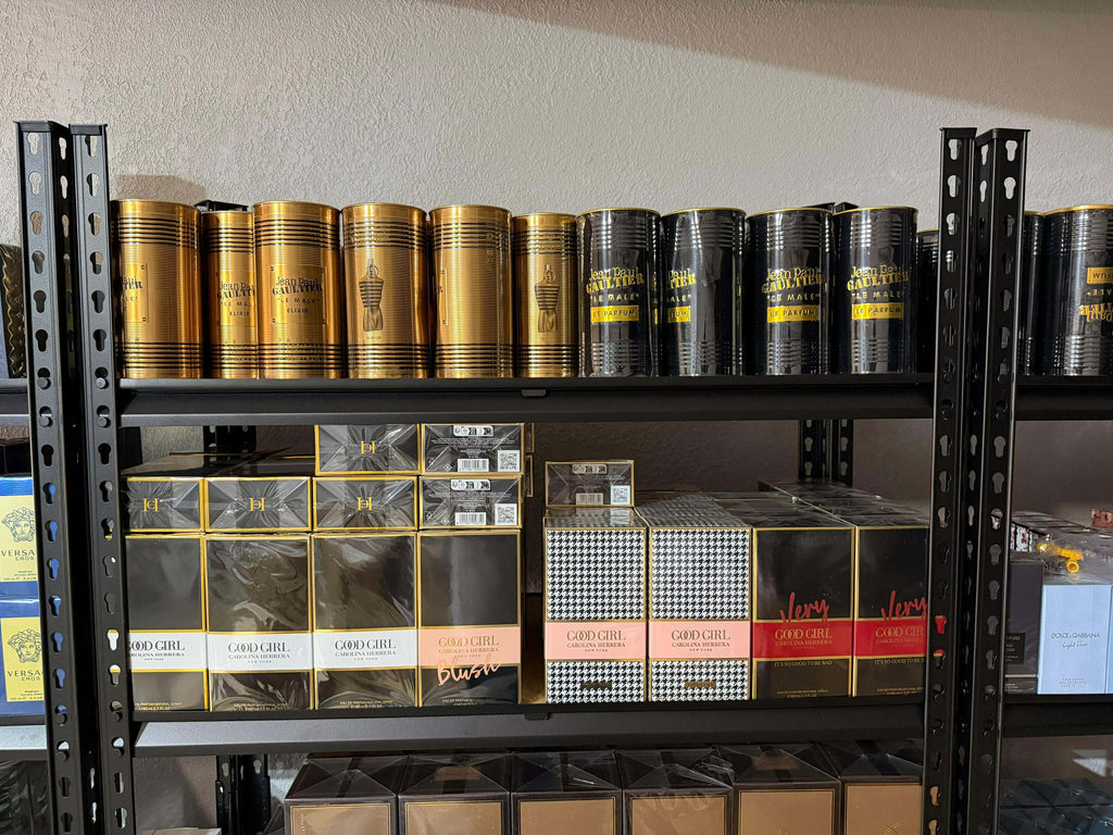 Packages of 10 selected perfumes